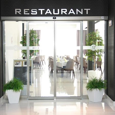 Bosphorus Hotel Aleksinac Eksteriør bilde