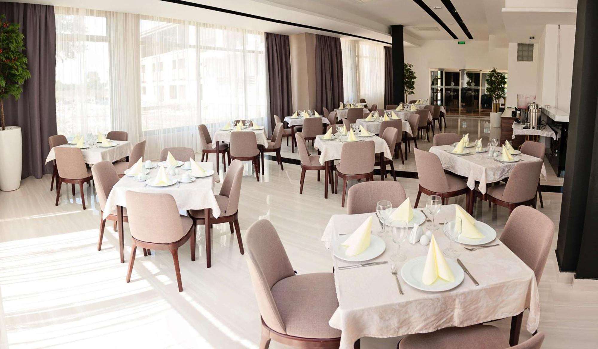 Bosphorus Hotel Aleksinac Eksteriør bilde