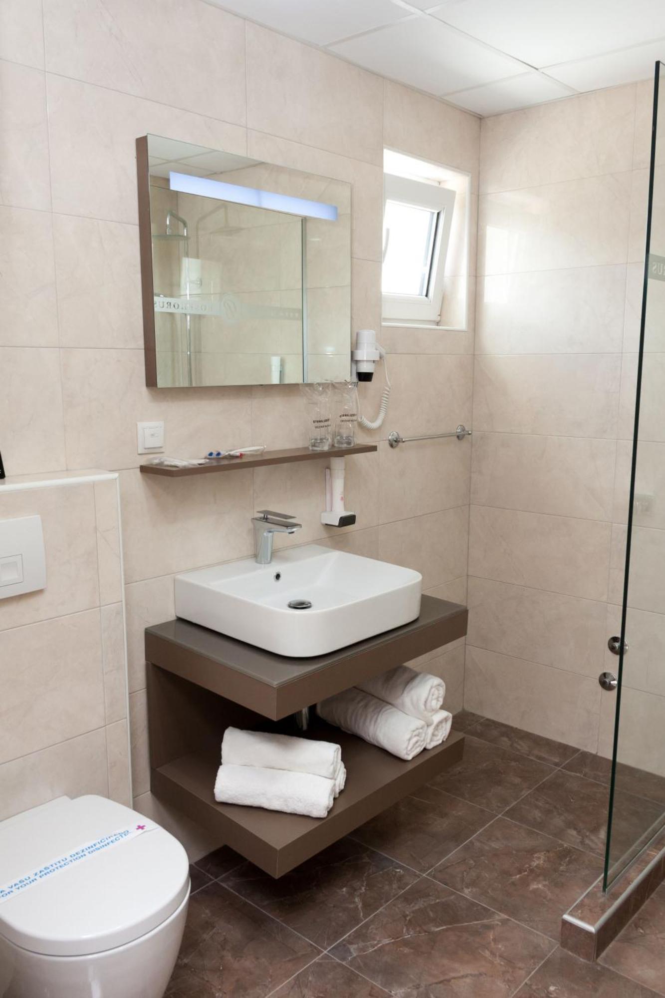 Bosphorus Hotel Aleksinac Eksteriør bilde