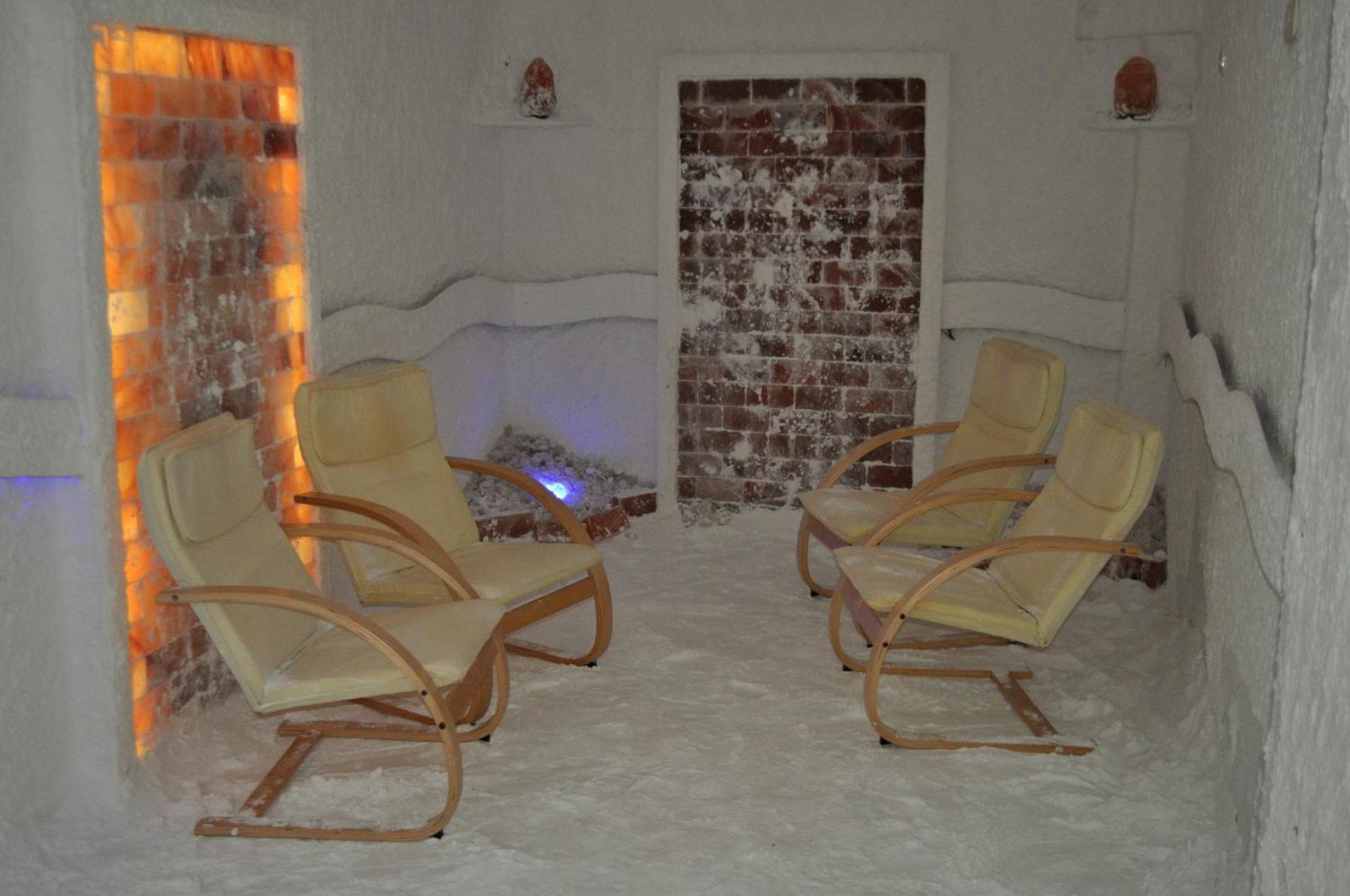 Bosphorus Hotel Aleksinac Eksteriør bilde