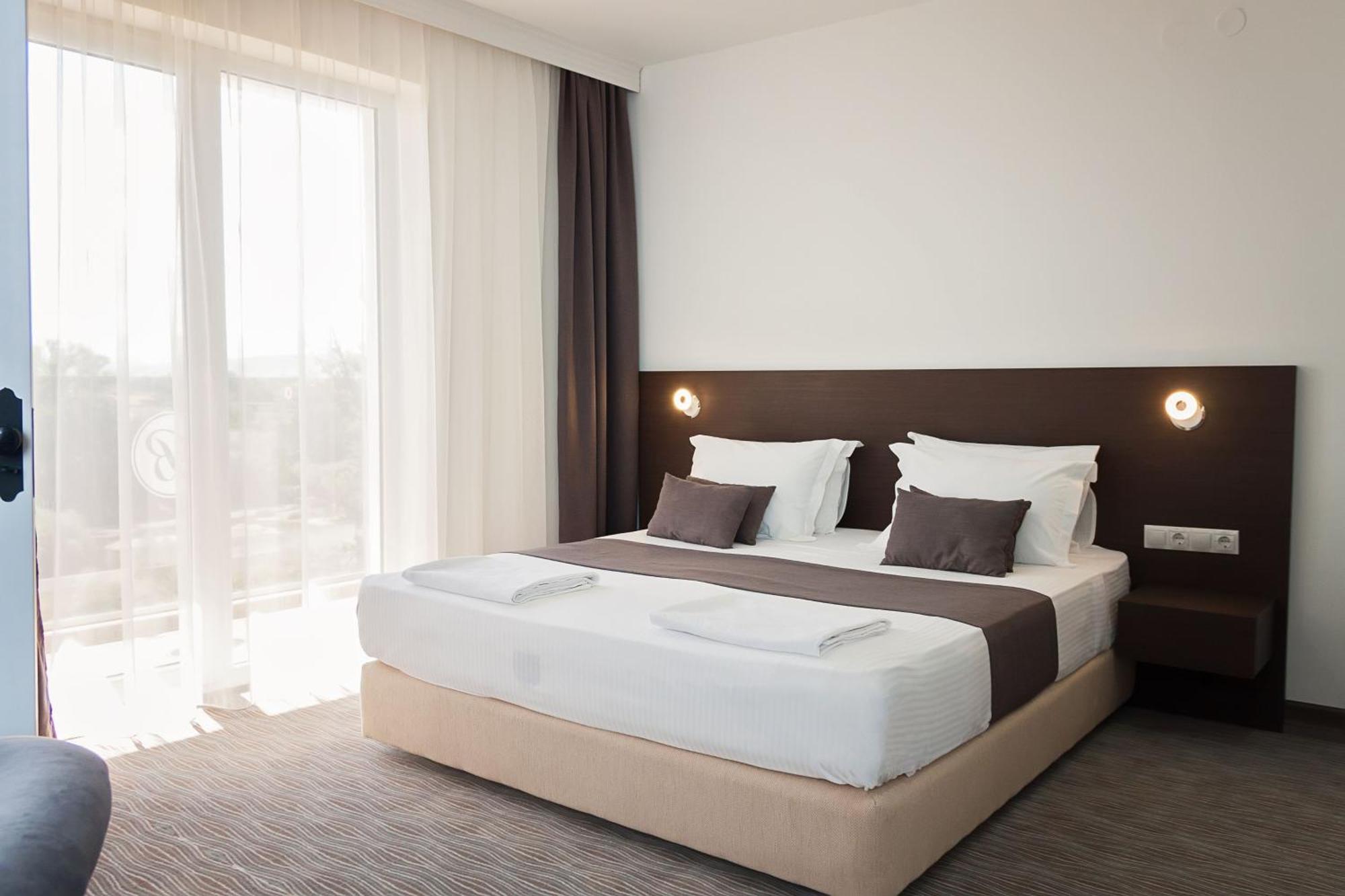 Bosphorus Hotel Aleksinac Eksteriør bilde