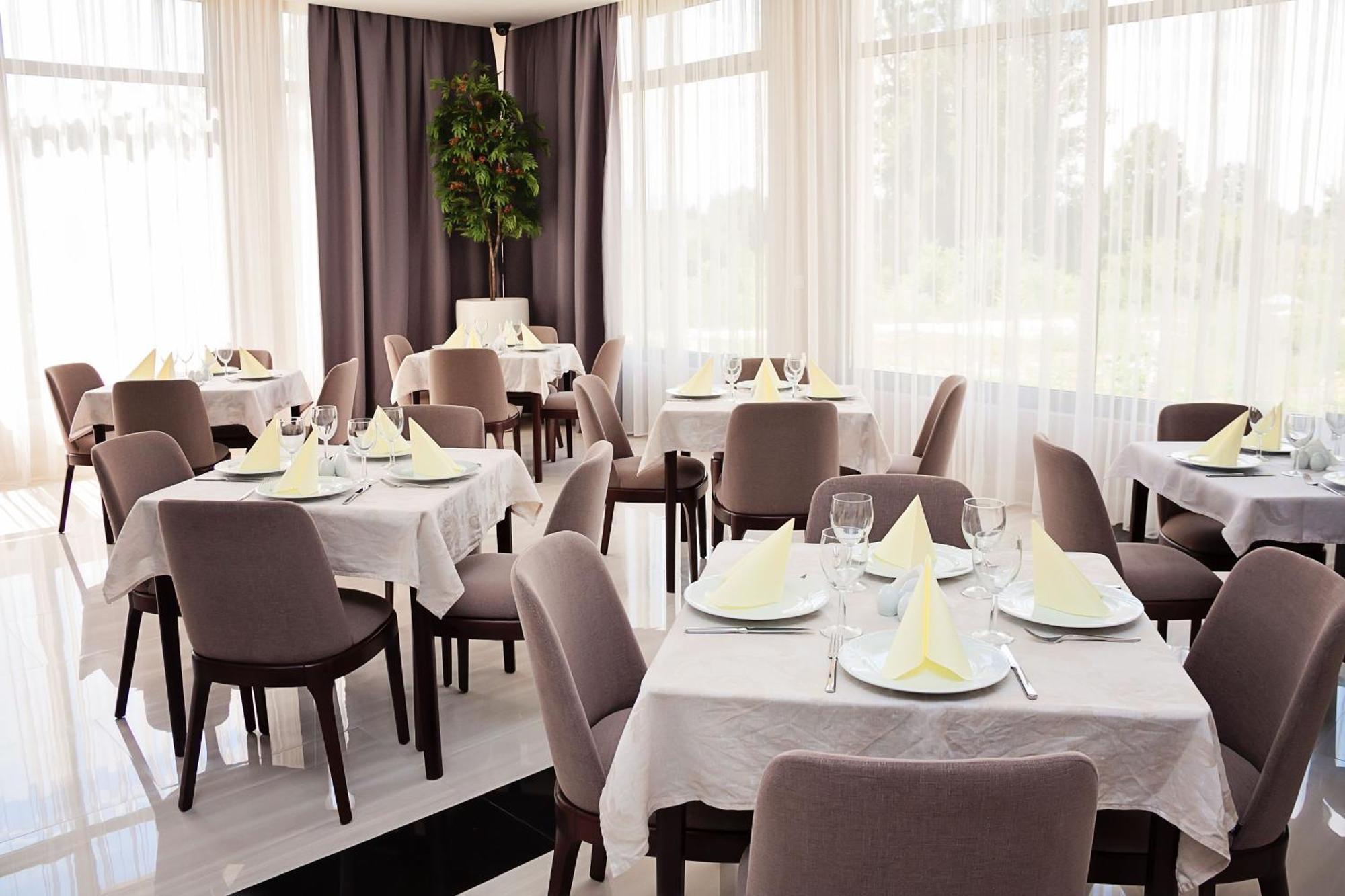 Bosphorus Hotel Aleksinac Eksteriør bilde